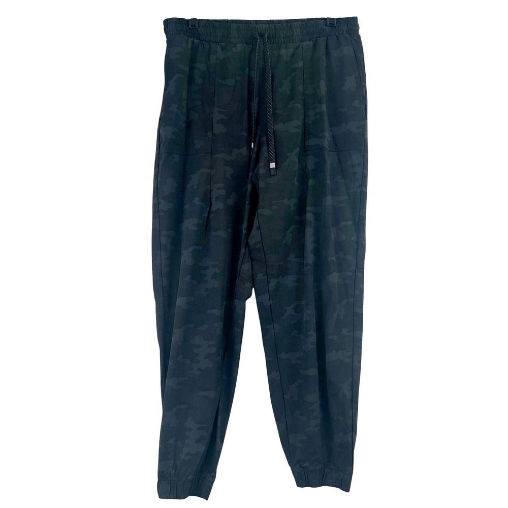 Fabletics Camo Training Joggers Mens M Black Athletic Gym Techwear Pants